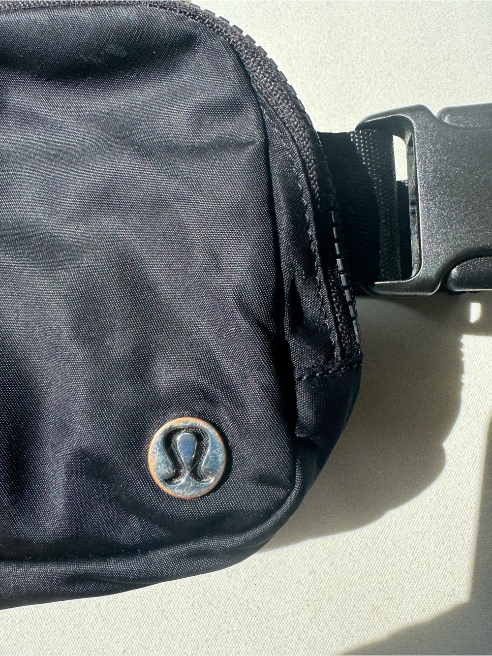 Lululemon Black Nylon Crossbody Belt Bag - Picture 2 of 5